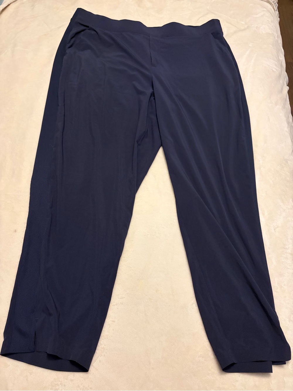 Athleta Women’s Brooklyn mid-rise pants navy 18